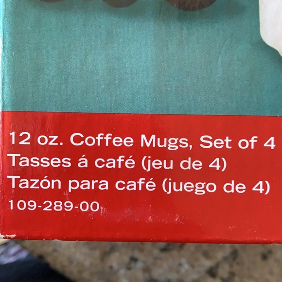 Pfaltzgraff Winterberry 12 oz Coffee Mugs NIB ❄️ make offer - Picture 2 of 4